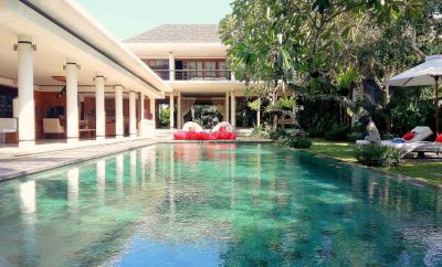 Sally 10 bedroom villa complex