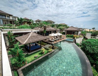 Forever 12 bedroom villa